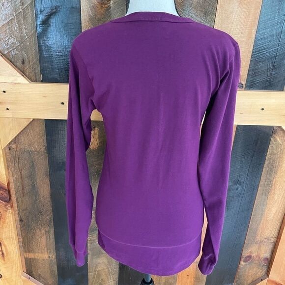 CHAMPION long sleeved 100% cotton crew neck tee with flocked script size XS - Picture 4 of 7